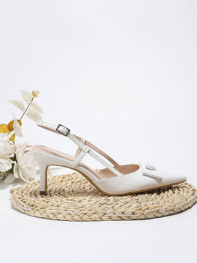 Sapato de Salto Fino Helena Bico Fino 50%OFF