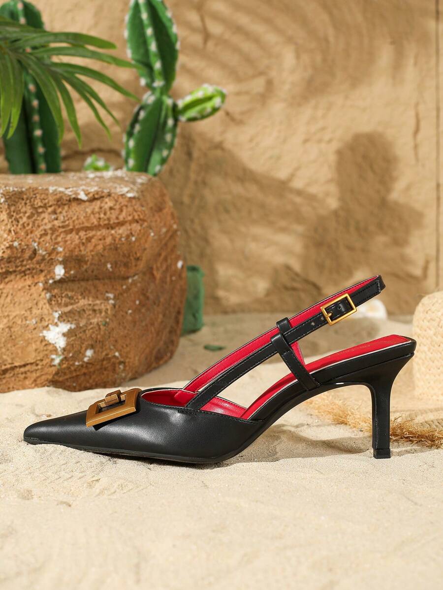 Sapato de Salto Fino Helena Bico Fino 50%OFF