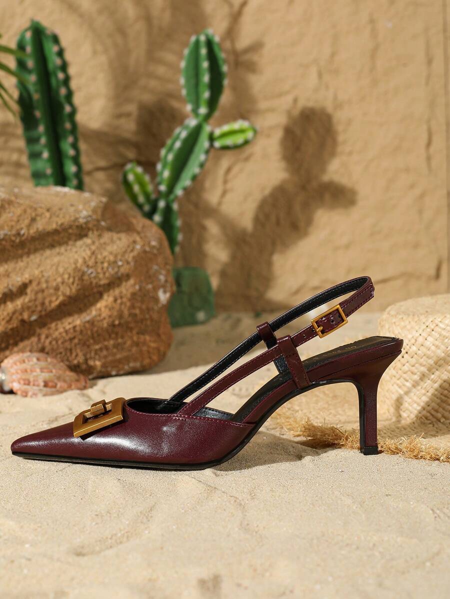 Sapato de Salto Fino Helena Bico Fino 50%OFF