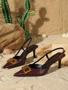 Sapato de Salto Fino Helena Bico Fino 50%OFF
