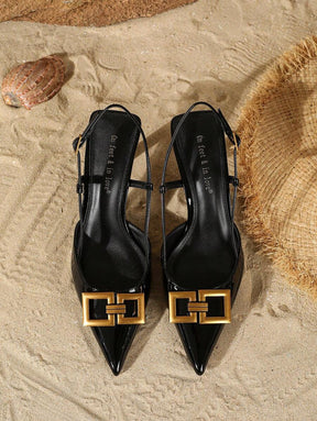 Sapato de Salto Fino Helena Bico Fino 50%OFF
