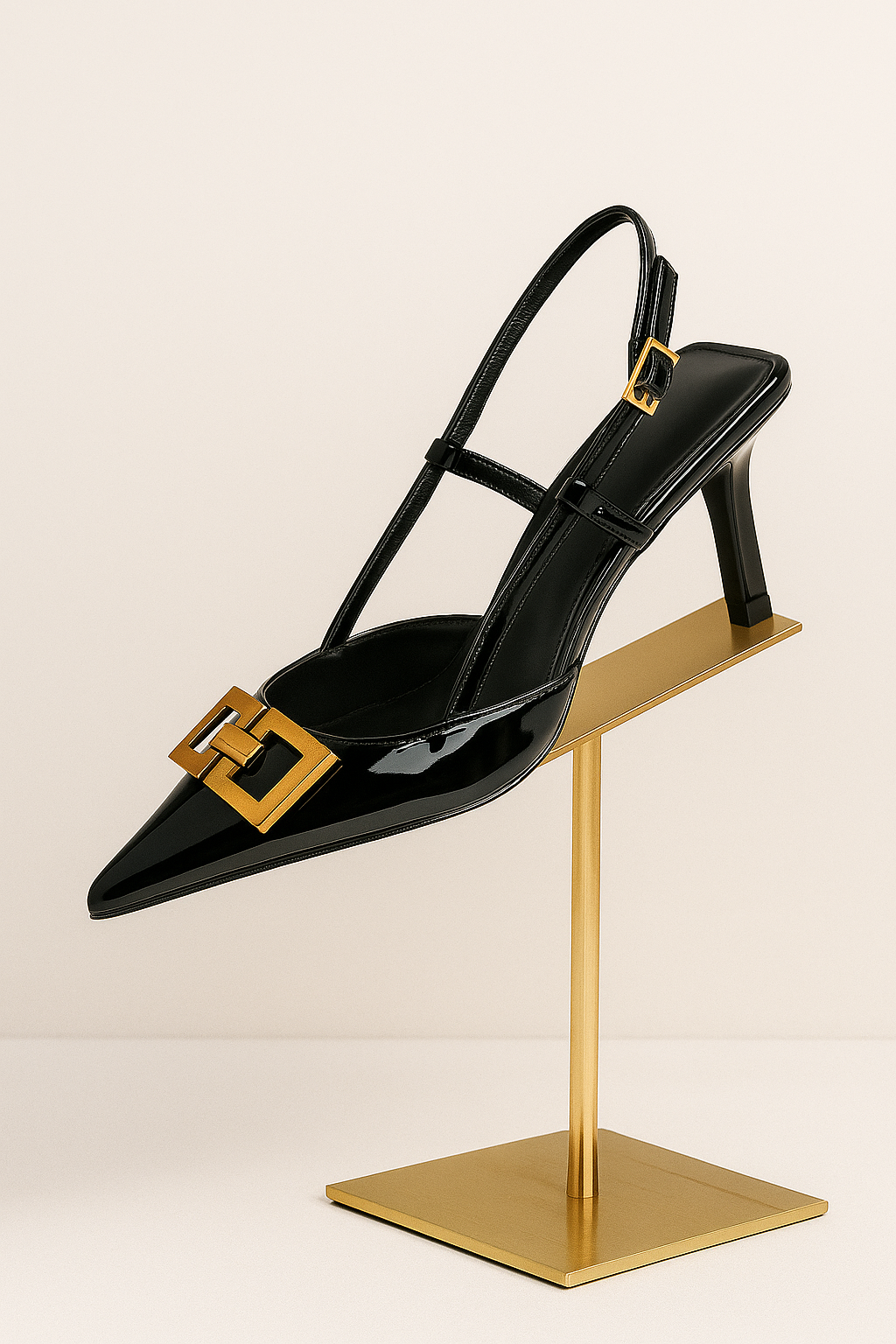 Sapato de Salto Fino Helena Bico Fino 50%OFF